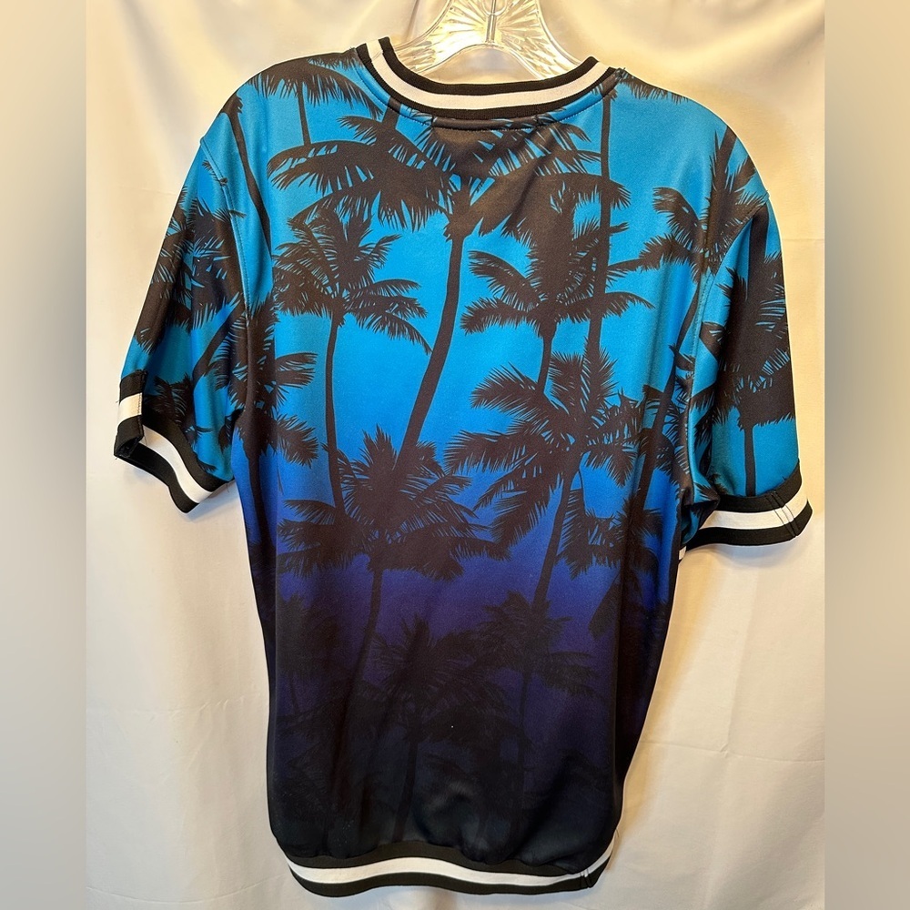 Hudson Outerwear Size Large Shark Mouth Stitched LUX Hawaiian T-Shirt Blue Palm - Picture 6 of 9
